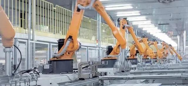 2021年工業(yè)機(jī)器人產(chǎn)量36.6萬(wàn)臺(tái)，增長(zhǎng)44.9%行業(yè)豐收年圓滿收官